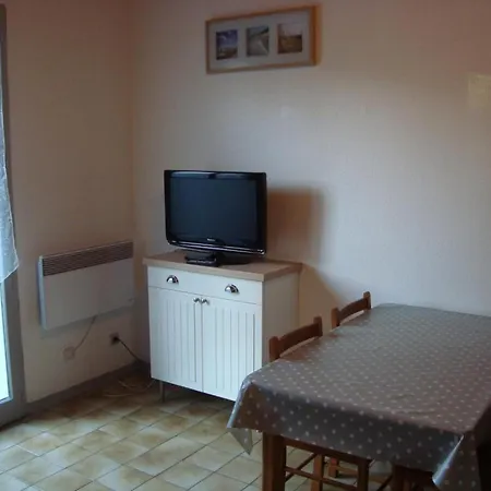 Maison Mitoyenne Confortable, Proche Et Foret - Fr-1-823-35 バルバトル