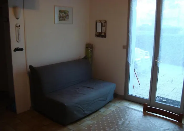 Maison Mitoyenne Confortable, Proche Et Foret - Fr-1-823-35 バルバトル