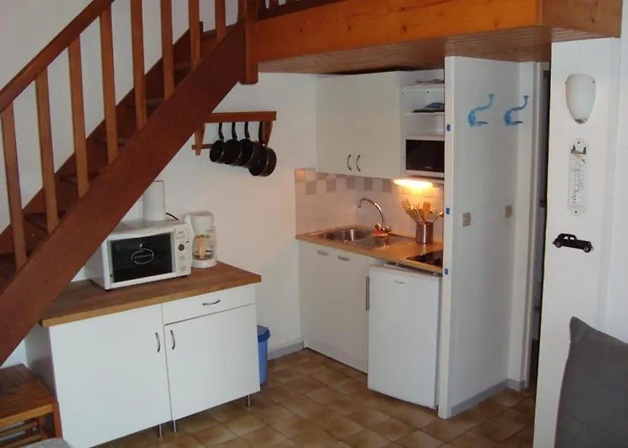 Maison Mitoyenne Confortable, Proche Et Foret - Fr-1-823-35